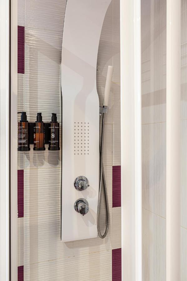 Waou Apartamentos En Sol Deluxe 1 Madrid Ngoại thất bức ảnh